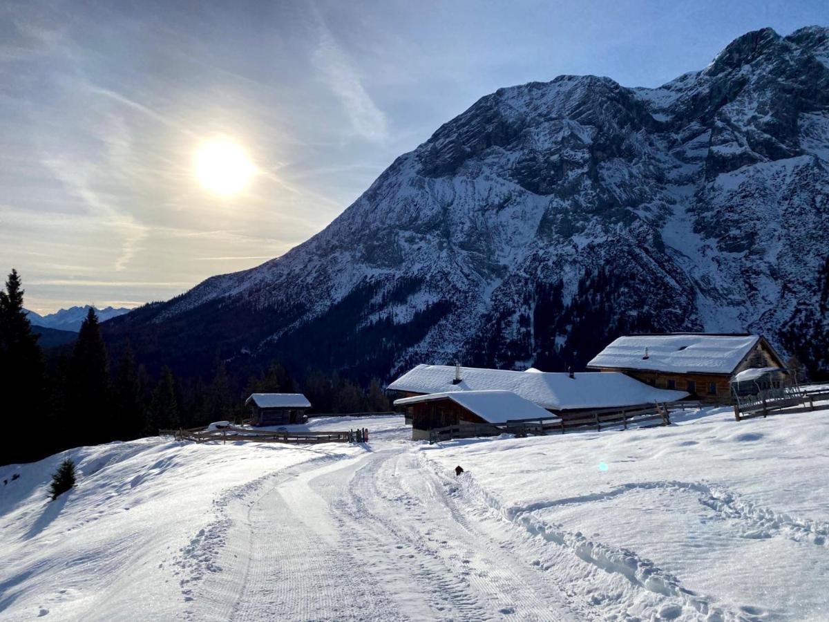 Haemmermoosalm Hotell Leutasch Exteriör bild